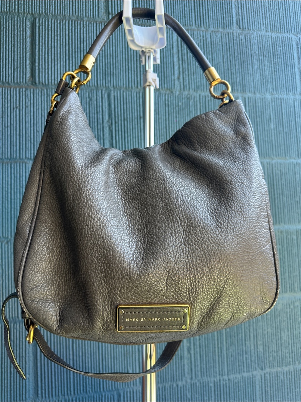 Marc Jacobs Pebbled Gray Leather Hobo